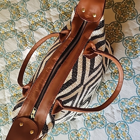 Tribe Alive x Rachel Zoe Limited Edition Custom Carryall Weekend Warrior Bag - Picture 6 of 16